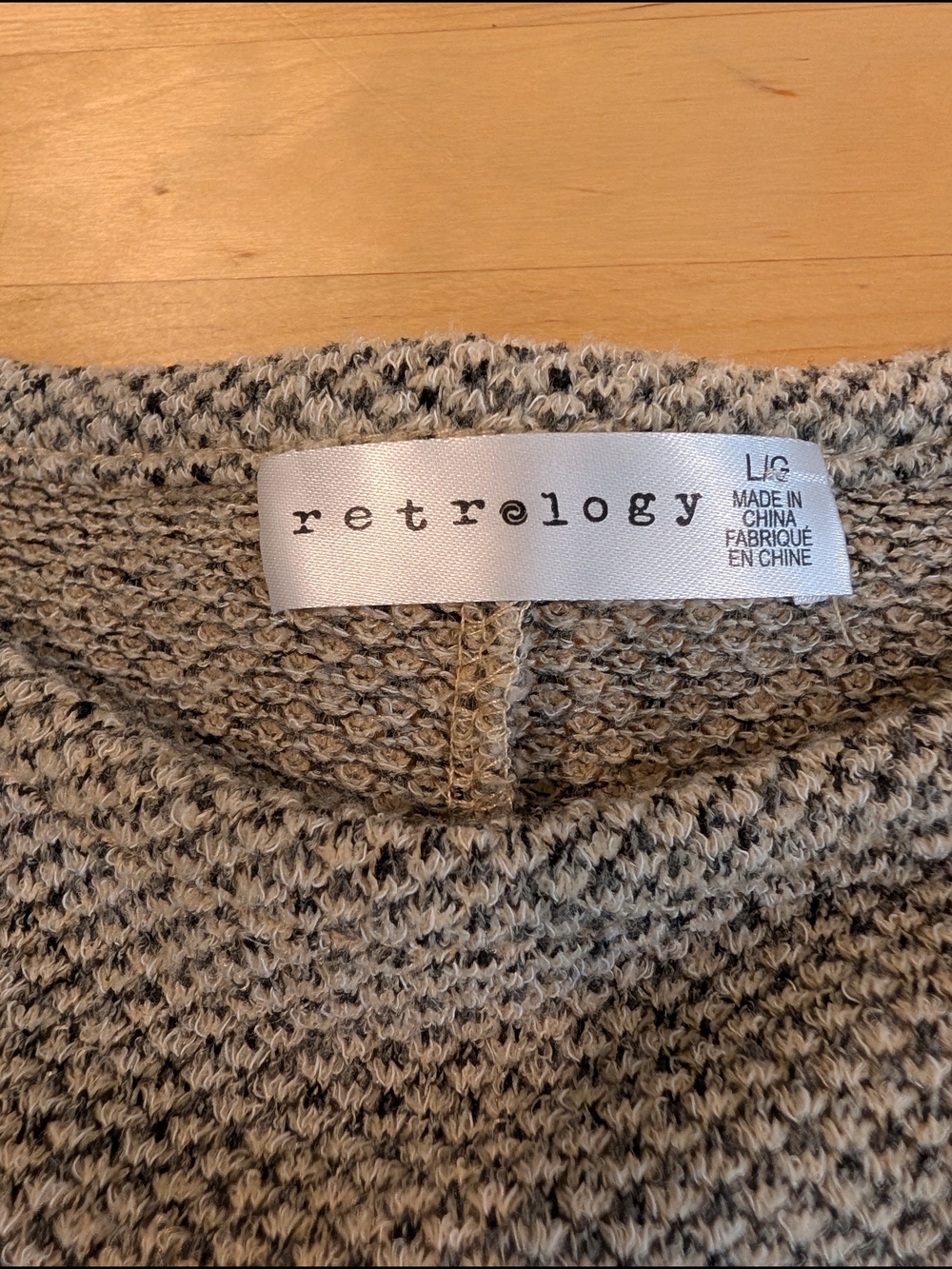 Retrology-Textured Tan Speckled Knit Top with Buttoned 3/4 Sleeves - Picture 3 of 9